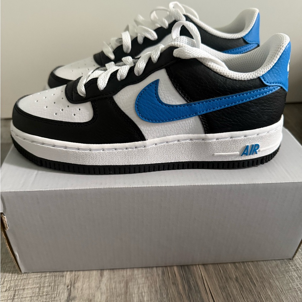 Nike Air Force 1 GS Low Black White Blue
